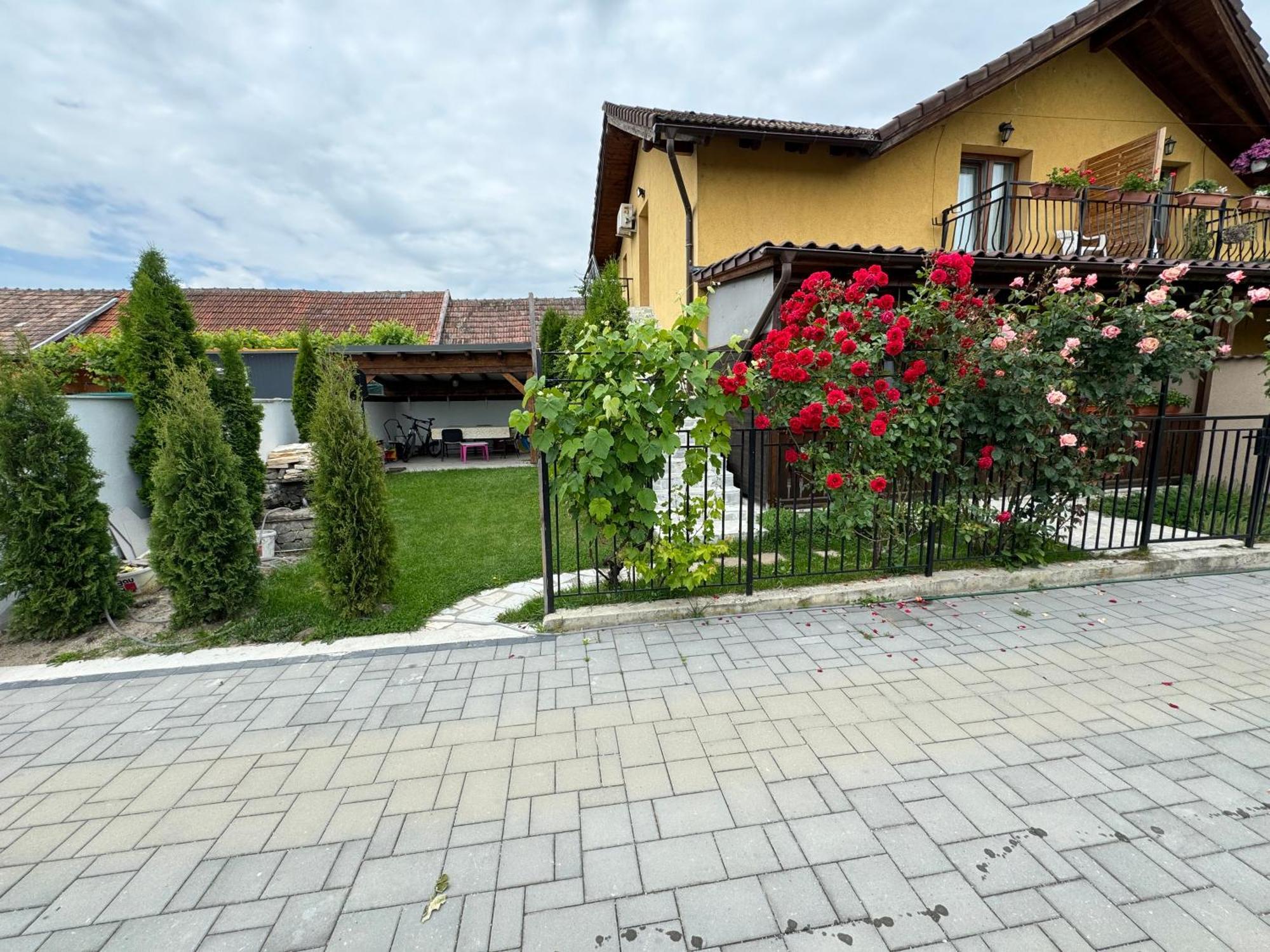 Hotel Casa Smarald Turda Noua Exteriér fotografie